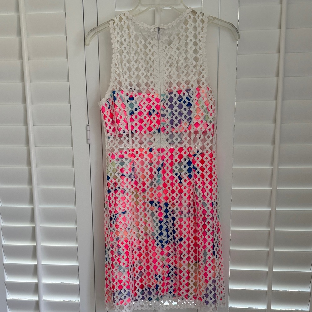Lilly Pulitzer Dee Shift White Geo Lattice Dress Size 2 - Picture 4 of 4